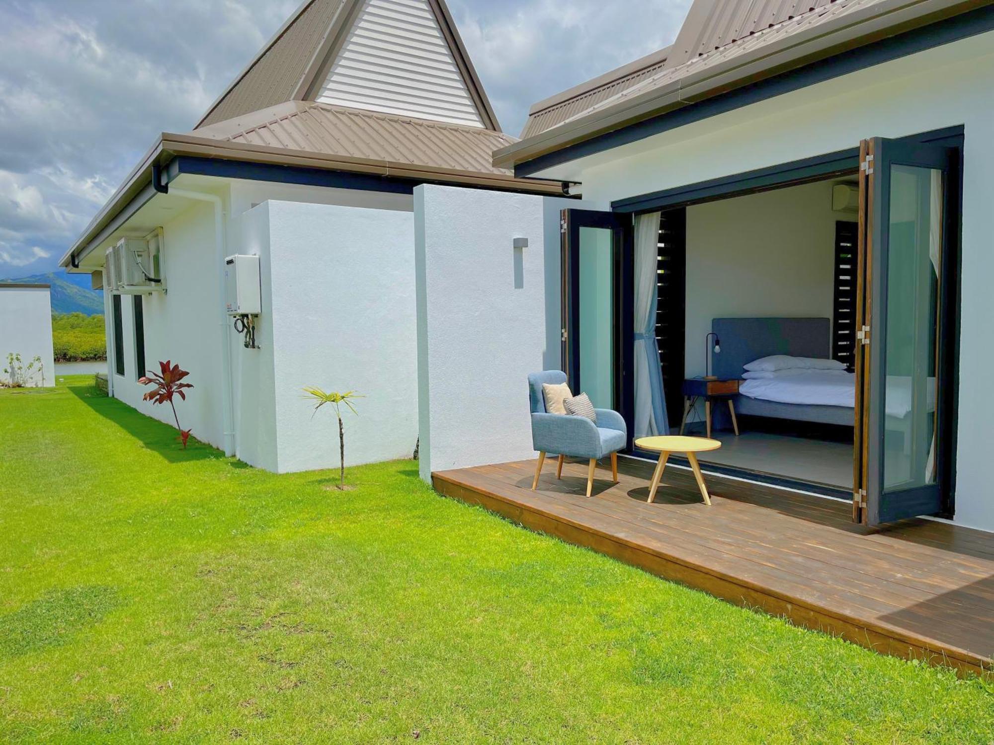 Naisoso Island - Fiji Villa