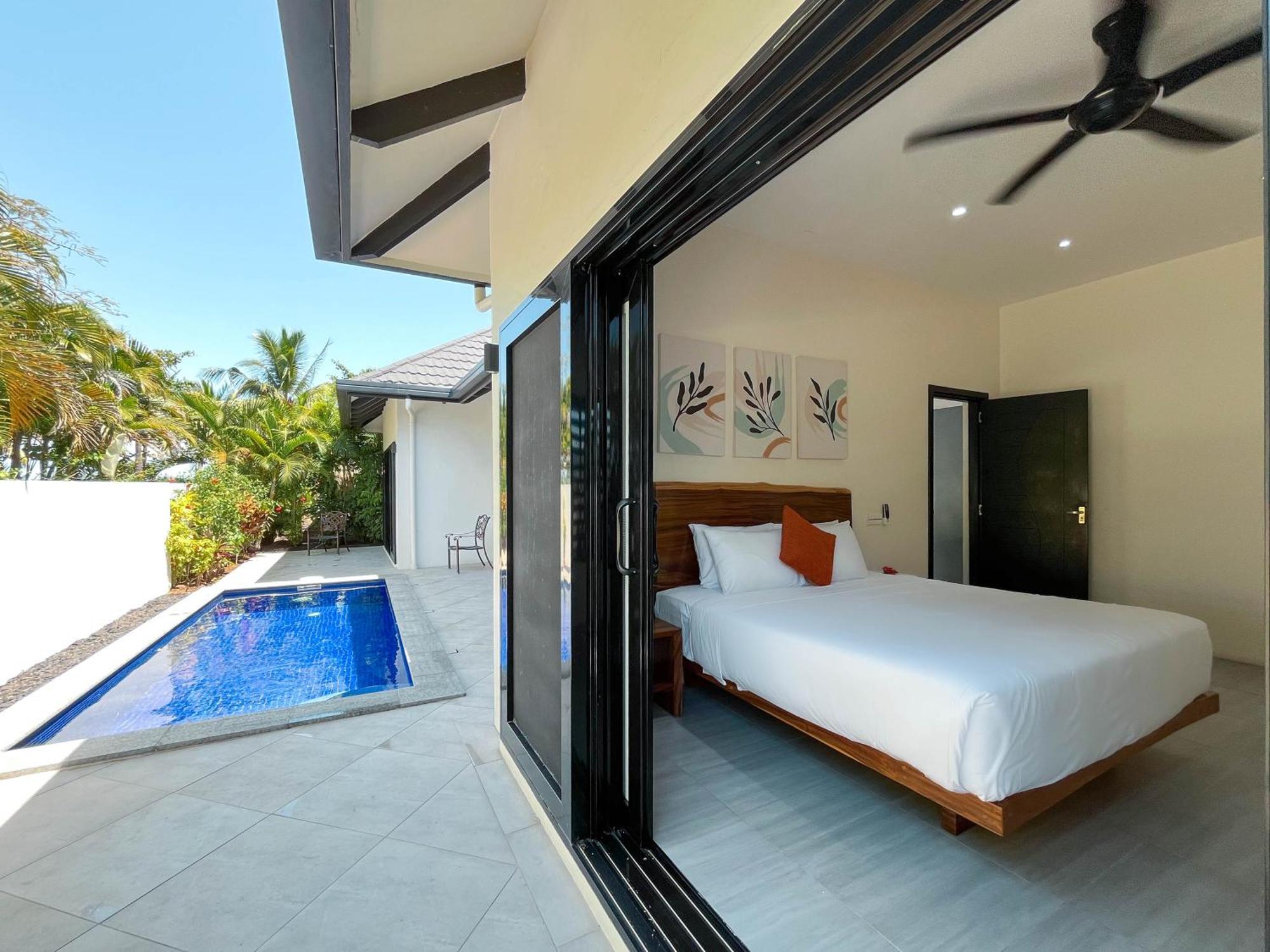 Naisoso Island - Fiji Villa *