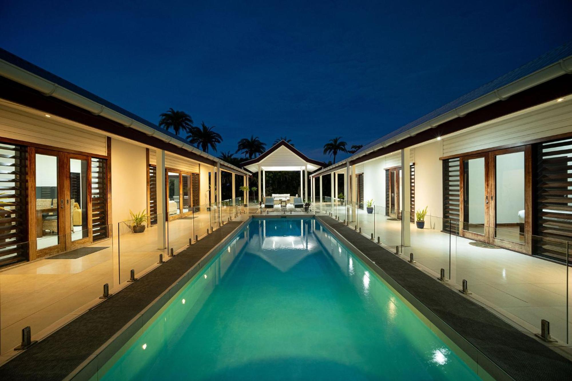 Naisoso Island - Fiji Villa Nadi