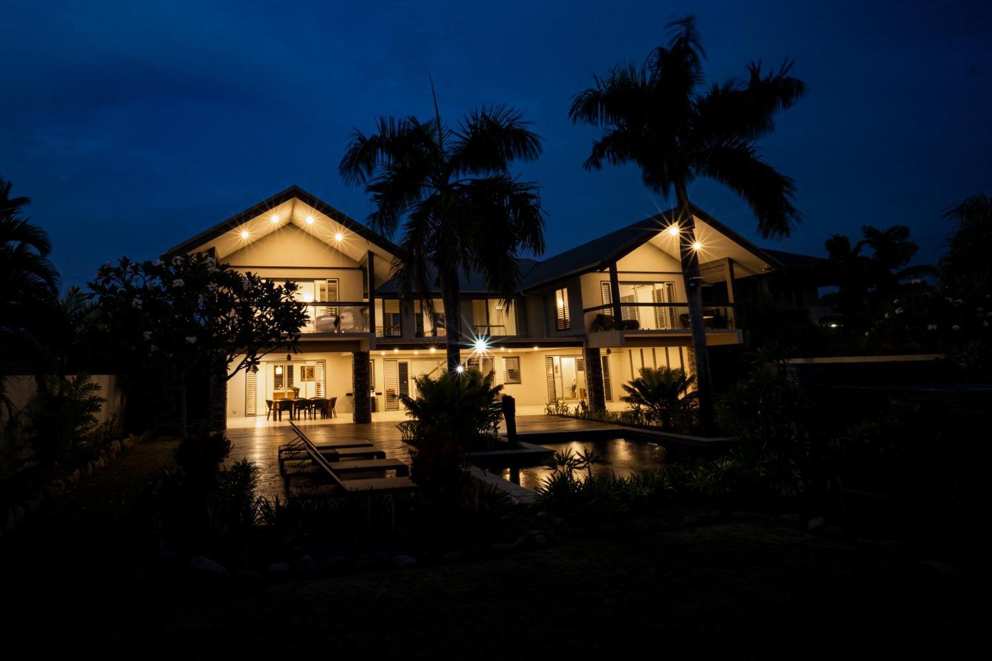 Naisoso Island - Fiji Villa Nadi